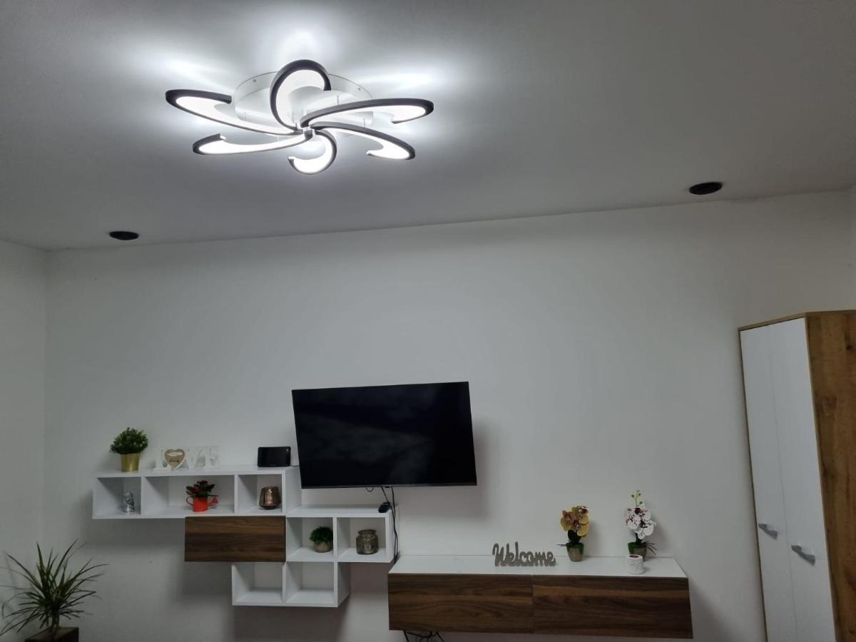 Botanical Garden Apartment ซาเกร็บ ภายนอก รูปภาพ